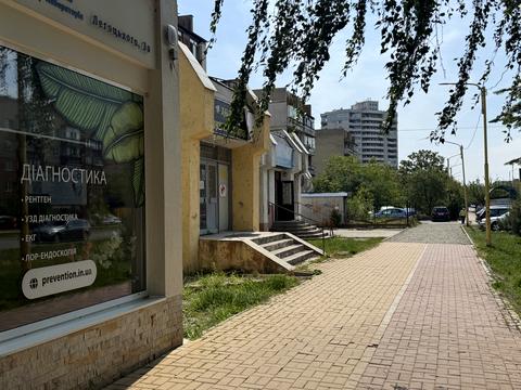коммерческая по адресу Легоцкого ул., 3