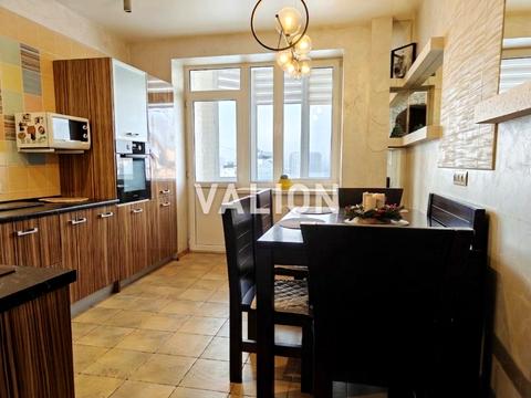 квартира за адресою Миколи Бажана просп., 14