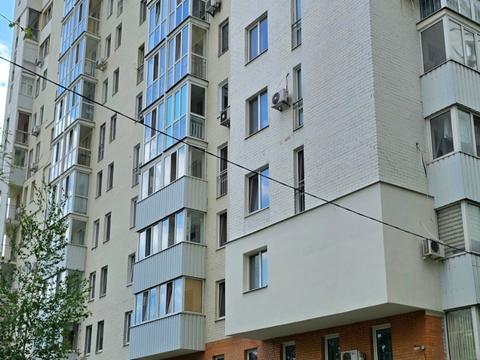 квартира за адресою Петра Григоренка просп. (Маршала Жукова), 16