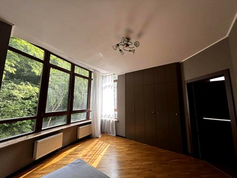 квартира за адресою Василя Стуса вул. (Островського), 37