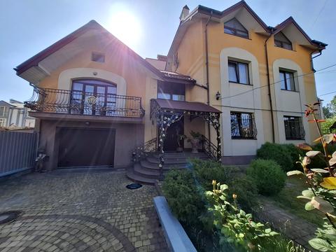 будинок за адресою Купальська вул., 1