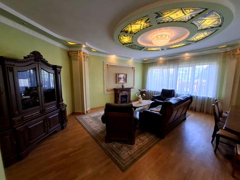 будинок за адресою Купальська вул., 1