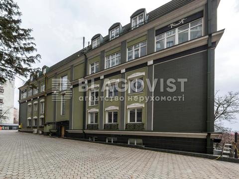 комерційна за адресою Василя Тютюнника вул. (Анрі Барбюса), 28Б