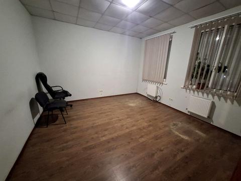 комерційна за адресою Краснопільська вул., 6