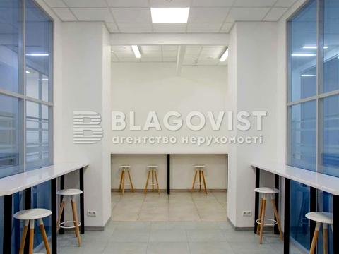 комерційна за адресою Олени Теліги вул., 7