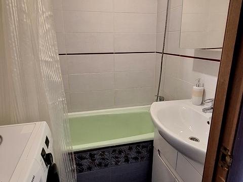 квартира за адресою Івана Величковського вул., 8