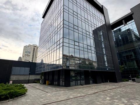 коммерческая по адресу Николая Михновского бульв. (Дружбы народов), 16/1