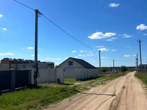 участок по адресу Амосова