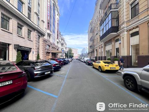 коммерческая по адресу Рыльский пер., 6