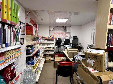 комерційна за адресою Волочиськ, Незалежності вул., 11