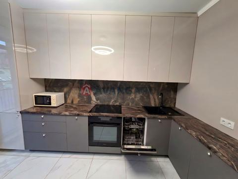 квартира за адресою Регенераторна вул., 4 к14
