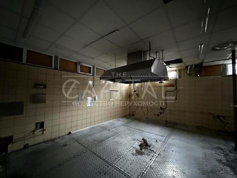 комерційна за адресою Вадима Гетьмана вул. (Індустріальна), 4