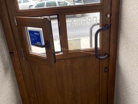 комерційна за адресою Медова вул., 9