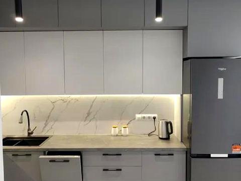 квартира за адресою Роксоляни вул., 21