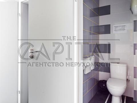 коммерческая по адресу Василя Макуха ул. (Івана Шевцова), 1