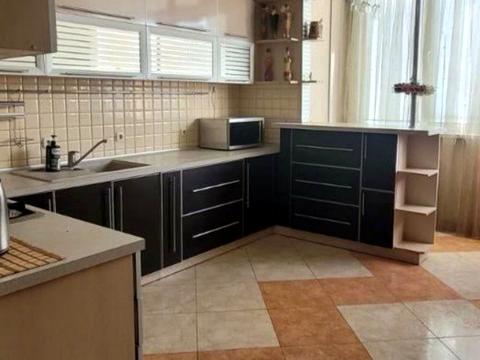 квартира по адресу Степана Бандери ул., 9/1