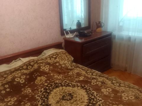 кімната за адресою Стратегічне шосе (Науки), 21