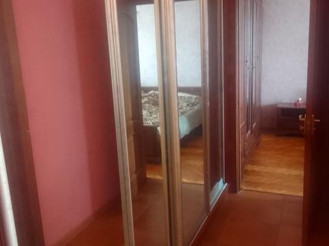 кімната за адресою Стратегічне шосе (Науки), 21