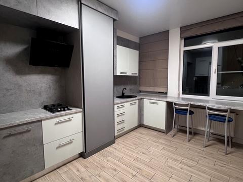 квартира за адресою Юнацька вул., 6