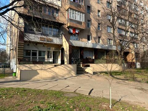 коммерческая по адресу Верховинная ул., 1