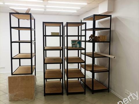 комерційна за адресою Гетьмана Кирила Розумовського вул. (Миколи Краснова), 17