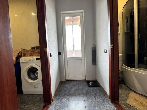 будинок за адресою Гайдамацька вул. (Комісарівська)