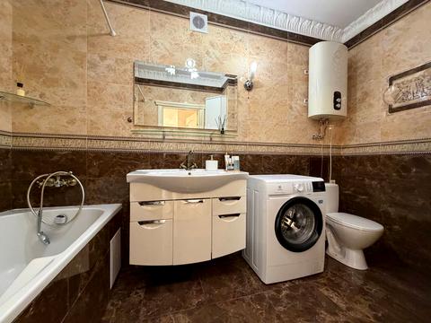 квартира за адресою Володимира Івасюка вул., 7