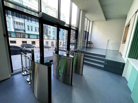 коммерческая по адресу Никольско-Ботаническая ул., 4
