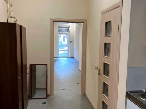 коммерческая по адресу Коцюбинского ул., 2