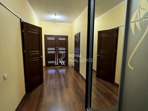 комерційна за адресою Кловський узвіз, 7a