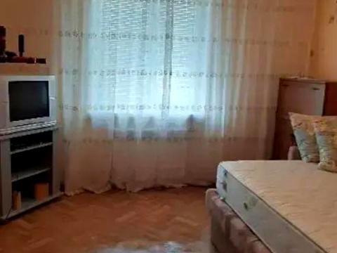 квартира за адресою Ревуцького вул., 7