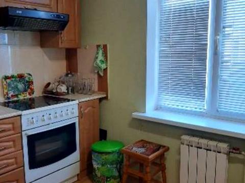 квартира за адресою Ревуцького вул., 7