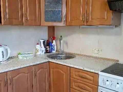 квартира за адресою Ревуцького вул., 7
