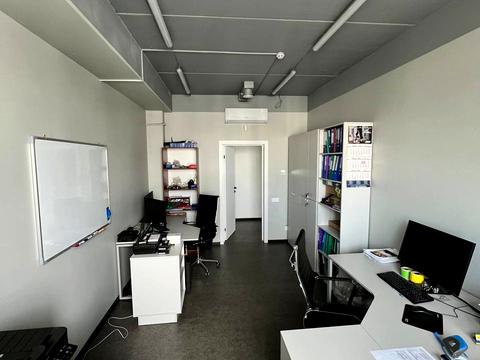 комерційна за адресою Білоцерківська вул., 7-В