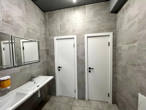 комерційна за адресою Білоцерківська вул., 7-В