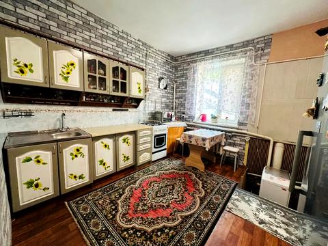 будинок за адресою Гайдамацька вул. (Комісарівська)