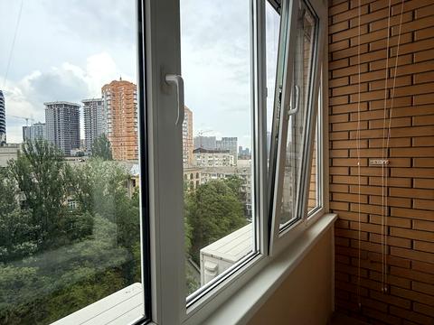 квартира за адресою Василя Тютюнника вул. (Анрі Барбюса), 16