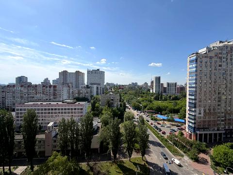 квартира по адресу Вячеслава Черновола ул., 27
