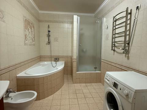 квартира по адресу Червоной Калины просп., 64