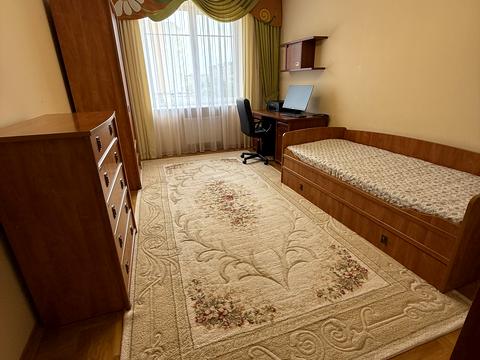 квартира по адресу Червоной Калины просп., 64