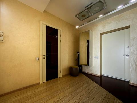 квартира за адресою Раїси Окіпної вул., 18
