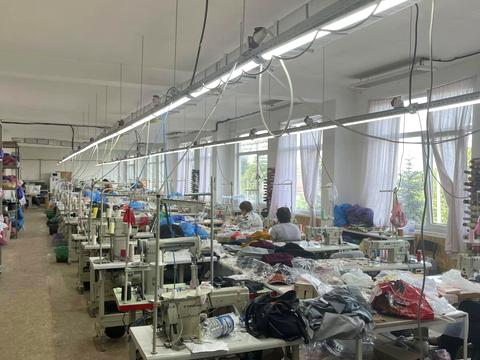 комерційна за адресою Дениса Лукіяновича вул., 8