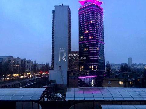 комерційна за адресою Лесі Українки бульв., 7-Б