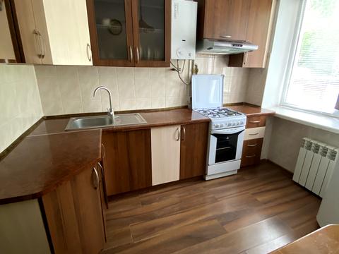 квартира за адресою Володимира Стельмаха вул. (Курчатова), 2