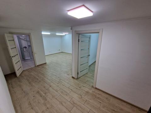комерційна за адресою Миколая Коперника вул., 1
