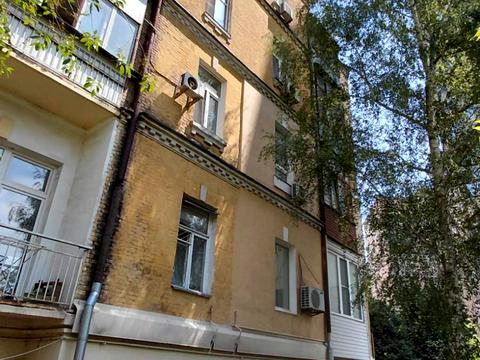 комерційна за адресою Саксаганського вул., 67