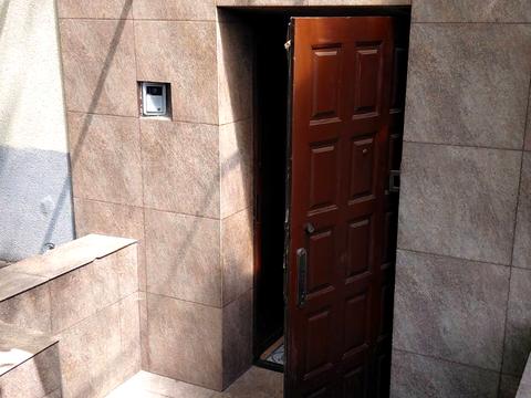 комерційна за адресою Саксаганського вул., 67