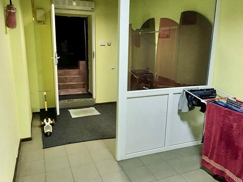 комерційна за адресою Саксаганського вул., 67