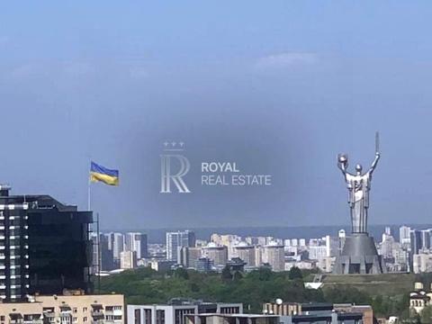 коммерческая по адресу Андрея Верхогляда ул. (Михайла Драгомирова), 2-А