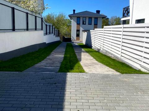 будинок за адресою Травнева